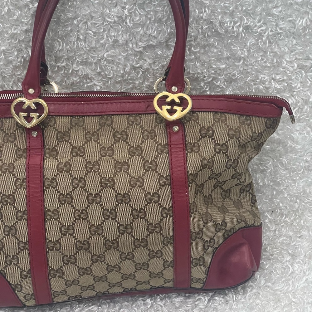 Gucci GG Canvas Lovely Shoulder Bag - Picture 2 of 16